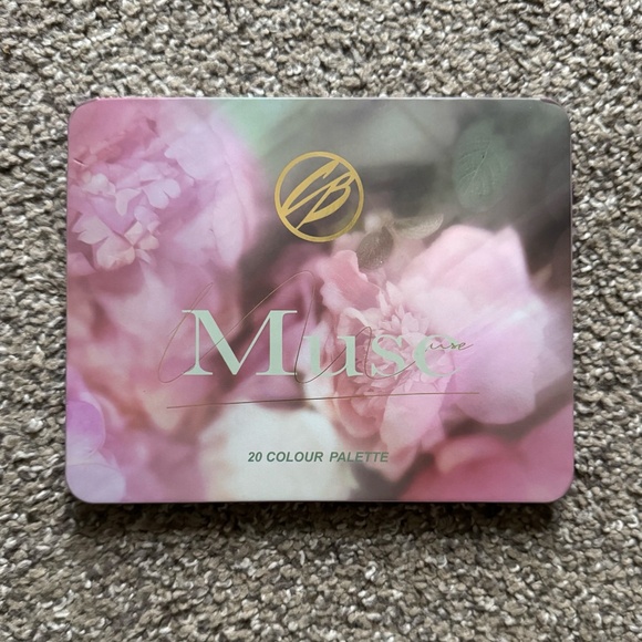 Cosmic Brushes "Muse" eyeshadow palette - Picture 2 of 12